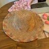 Bérets Ins Colure de paille tissée colorée pour les femmes Summer Seaside Vacation Screon Screon Big Big Brim montrant le visage Small Sweet Bucket Hat