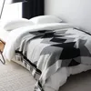 Blankets Nordic Style Geometry Knitted Simple Single Black And White Gray Blanket Sofa Cover Living Room Air Conditioning Throw