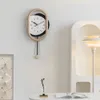 Horloges murales Corloge de conception moderne suspendue Batterie calme MINIMALISTE ART CHAMBRE SIMPLE SILENT SILANT SIGNE DÉCORAGE