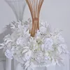 Fleurs décoratives 70/60/50/40/30 cm Luxury Custom White Artificial Ball Wedding Table maître de la pièce maître