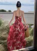 Lässige Kleider Vintage koreanischer Stil Urlaub Rückenfreie Faltenkleid Frauen Rose rot gedruckte ärmellose Spaghetti -Gurt Fairy Vestidos