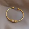 Bangle 2024 Elegant guldfärg manschett koppar material kubik zirkonium justerbart armband för kvinnor flicka bröllop smycken