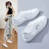 Lässige Schuhe weiße Tennis Sportliche Frau Frauen Sneaker Sport bequem 2024 Trendlaafer Skateboard Sommerleder