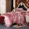 Ensembles de literie Luxury 4pcs Set Satin Jacquard Coup de couette avec feuille de lit 1quilt 1pillowcases US / UE SILK HIGH SILK