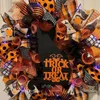 Decoratieve bloemen Wit Ghost Nummer Plaat Hanger Indrukwekkend vakmanschap onvergetelijke krans spookachtige Halloween -centerpieces