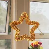 Dekorative Blumen Lametta Girlande Hintergrund Pentagrammkranz für Haustürkamin Bauernhaus