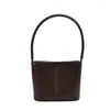 Bag Mini Pu Vintage Leather Tygväskor för kvinnor 2024 Vintertrenden Handväska Lady Trending Travel Shoulder Bucket Pures