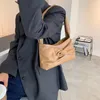 Torba małe miękkie skórzane torby na ramię dla kobiet 2024 Lux torebki i torebki proste styl solidny kolor dłoni