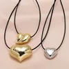 Colares pendentes Flola Gold/Silver Color Heart For Women PU Correia de couro Bolha Simple Jóias NKEB879