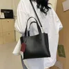 Sac Mujeres Bolsas de diseñador Fashion Lady Bolsos de la marca Luxury Bolsos de hombro Versátiles Versátiles de la cruz del cuerpo portátil Gran capacidad