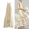 Vestidos informales de moda Bordado de bordado Flower Hollow Out Summer Dress Lace-up sin mangas de vacaciones