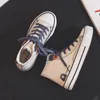 Casual Shoes High Top Women Fashion Comant Canvas 2024 Blandade färger Sneakers Wear-Resisting Skateboarding