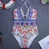 Bikini de maillot de bain pour femmes Bikini Bikini Deep-V String Backless MONOKINI RETRO MAINTURATION DES FEMMES VACANCES FEMMES FACK BOHO BATUILAGE BOHO