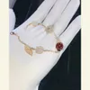 Designer Van V Gold grossa de espessura 18k Rose sete estrelas Ladybug Bracelet para mulheres com dois lados usando uma pequena namorada presente
