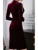 Party Dresses Bourgogne Short Velvet Prom Jewel Knee Length Sequine Beads Evening Formal Gowns Vestidos de Longo Robe Soiree