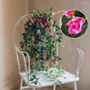 Dekorativa blommor konstgjorda rosblommor Vine Fake Rattan Plastic Winding Wall Hanging Takstol bröllop