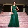 2017 Emerald Green Jewel Coule Tulle Longue robe de soirée avec Slim Sash Cap Socle Longueur du sol Robe Mère Usure Forme 4148781