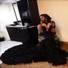 2019 Nouvelles robes de bal noires africaines sirène sheer en décolleté appliques à manches longues longs robes arabes de train à balay