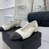 Qualidade de ponta 2024 Novo pequeno estilo perfumado One Button Mary Jane Sapato de boca rasa de boca genuína Sapatos de dança de balé de fundo plano para mulheres