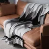 Blankets Nordic Style Geometry Knitted Simple Single Black And White Gray Blanket Sofa Cover Living Room Air Conditioning Throw