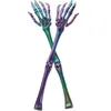 Löffel 2 PCs Halloween Decore Hand Requisite Veranstaltungsort Setting Requisiten Goodie Plastikhände Abs Stakes