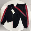 Fasion Top Brand Spring e Autunno con cerniera in due pezzi con cerniera maschile e donne in abiti da donna Sports Designer per bambini di alta qualità Abbigliamento per bambini di alta qualità da 100 cm-150 cm A02