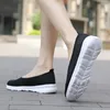 Chaussures décontractées 2024 Light Soft Mesh Chaussure Chaussure Femme Sport Flats Platforms Dames Trainers For Women Zapatos Mujer