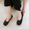 Sapatos de vestido dividir os dedos dos dedos dos pés redondos Tabi Soft Bottom Sops Slip On Party raso Zapatillas Mujer Mulheres confortáveis