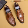 Dress Shoes Men Hoge kwaliteit Echte lederen loafers Vintage Tassel Slip op Outdoor Oxford Mocassin Homme Delocrd
