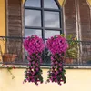 Fleurs décoratives extérieures artificielles suspension Violets Plantes de décoration Vines esthétiques pour le jardin mural de clôture de mariage