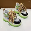 Scarpe casual sneakers da donna autunno 2024 stivali di suola spessa piattaforma di caviglia piattaforma alte tacchi a cuneo-up vulcanizzato