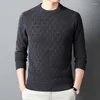 Erkek Sweaters Bahar Moda Yüksek Sonu Sıcak Maillard Yuvarlak Boyun Süvarisi Katı Patchwork Vidalı İplik Gevşek Örme Uzun Kollu Üst