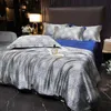 Luxury Natural Silk Bedding Set Single Double Queen King Size Printing Quilt Cover Set High-End Silky Satin Däcke Cover Set 240403