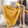 Cobertores Luz nórdica simples de cor pura Jacquard Fringe Clanta de malha