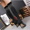 Boots Knee 937 Summer Woman Shoes أحذية Rhinestone مدببة إصبع القدمين كعب مثير بالإضافة إلى حجم 43 الفخذ High Sock Botas de Mujer 240407 أ