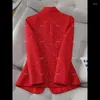 Damskie garnitury Blazer Ladies swobodna jesienna zimowa kurtka żeńska Dekoracja guzika z jednym rękawem z długim rękawem czerwona granatowa płaszcz w kratę