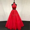 Partykleider sexy a-line zwei Stücke langhältiger roter Prom-Halfter-Ausschnitt Applikationen Spitze Open Rücken formelles Abendkleid