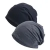 BERETS 2PCS/LOT WOMEN UOMINI UNISEX BEANO HACIO MITO AUTTUNGO INVERNO ELASSIONE CASULE CASUALI SOLIDO SOLIDO CHEMO