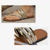 Pantoufles femmes sandales bohèques sandales métalliques en cuir pU en cuir basse talon plage plate flops d'été chaussures