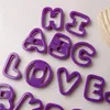 ベーキング金型26pcs/set letter cookie cutter金型プラスチック3Dプレス可能なビスケットフォンダンスタンプdiyバースデーケーキデコレーション