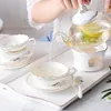 Tasses Saucers Europe Bone China Coffee Café et bouche large bouche britannique Set Flower Flower Party Drinkware 150 ml