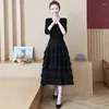 Sukienki swobodne kobiety 2024 Black Spring Spring Size Elegancka impreza z długim rękawem V Vestidos de Festa S0215W KJ5475