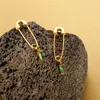 Boucles d'oreilles enveloppe en acier inoxydable Gold Couleur Pin de sécurité Stude pour femmes Bijoux de mode de charme zircon