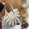 Schoudertassen stro halfcirkel ontwerp kleine tas voor vrouwen zomer strand geweven crossbody tas vrouwelijk reizen pu handtassen 2024