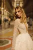 Berta geliebte Hochzeitskleider Deep v Nacken Langarmes Spitzenbrautkleider Open Rücken Sweep Zug A-Line Hochzeitskleid