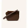 Culcale elegante in stile francese Elegante francese Small Bacchetta Caffettiera in pelle di mucca opaca Donne Crossbody Retro pendolare Office Spalla