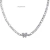 Ins Niche Luxury Luxury Full Diamond Butterfly Chain Candard Chaîne Femelle Hip-Hop Personnalité Collier polyvalent Collier