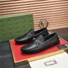 2024 Cuir Designer Mens Chaussures robes Luxury Marque Soft Men Loafers Moccasins Slip Breathable sur des chaussures de bateau mâle plus taille 38-45
