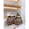 Sac fourre-tout de concepteur de luxe 2024 nouveau sac pour femmes Palm Palm Patter Crocodiles Match Sauver Oblique Straddle Hands Sac à main