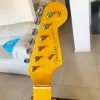 Kablolar çamurluk gitar kafası logo su transfer çıkartması st